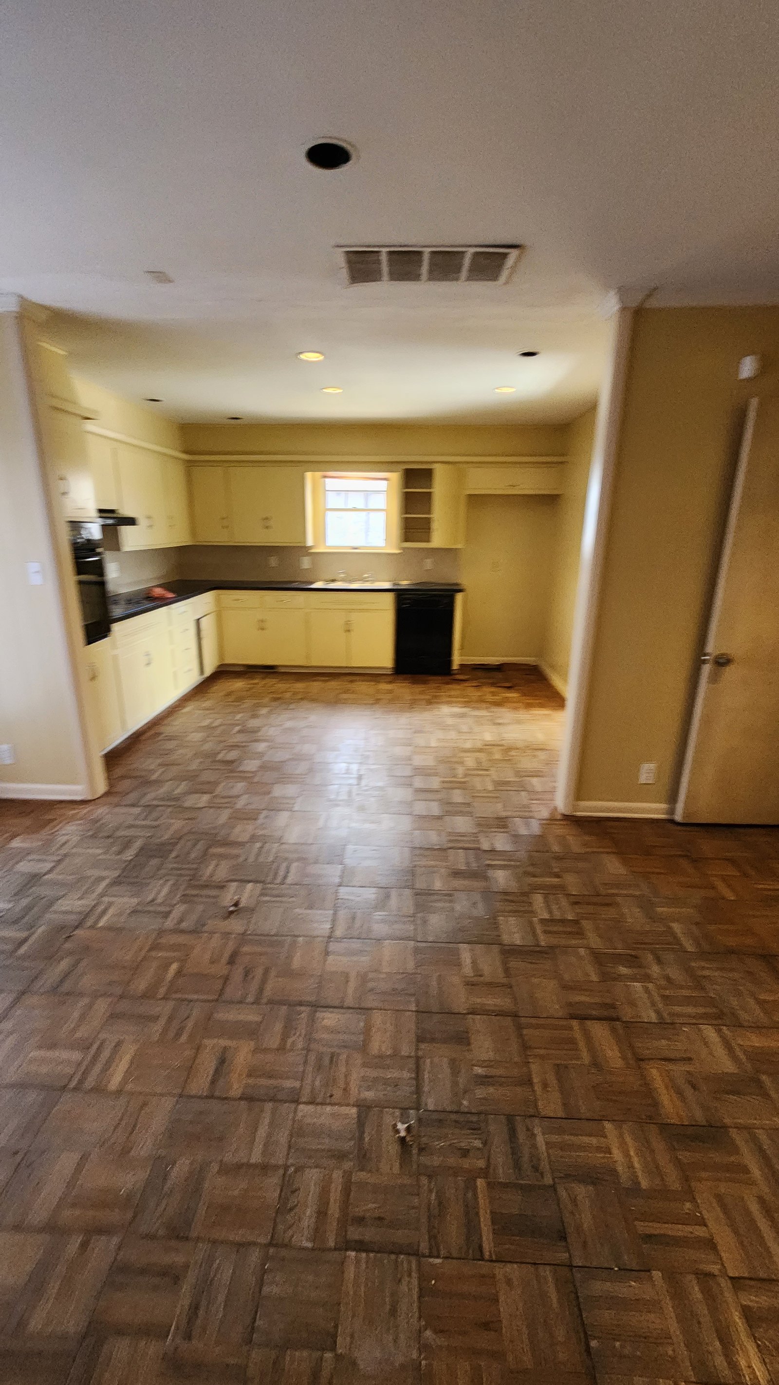 Flooring installation project gallery - Project 133 - Image 8